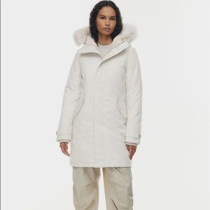 Aritzia TNA Winter Coat - Summit Parka